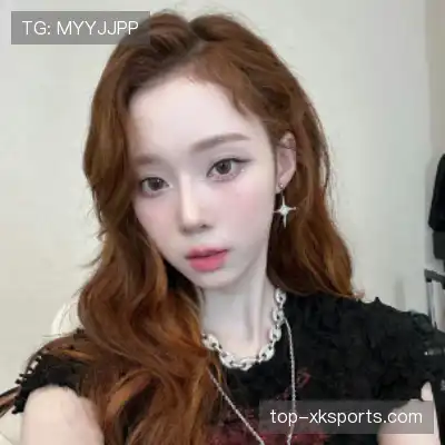 侯跃雯